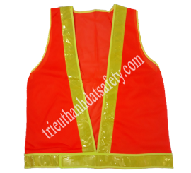 ÁO PHẢN QUANG CHỮ V